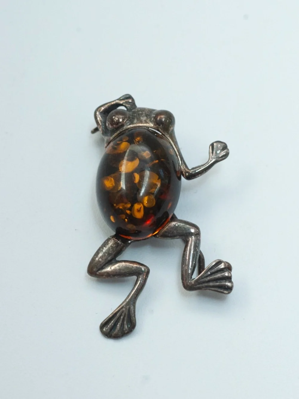 Vintage Small Frog Brooch Pin with Amber-Look Cabochon Silver-Tone